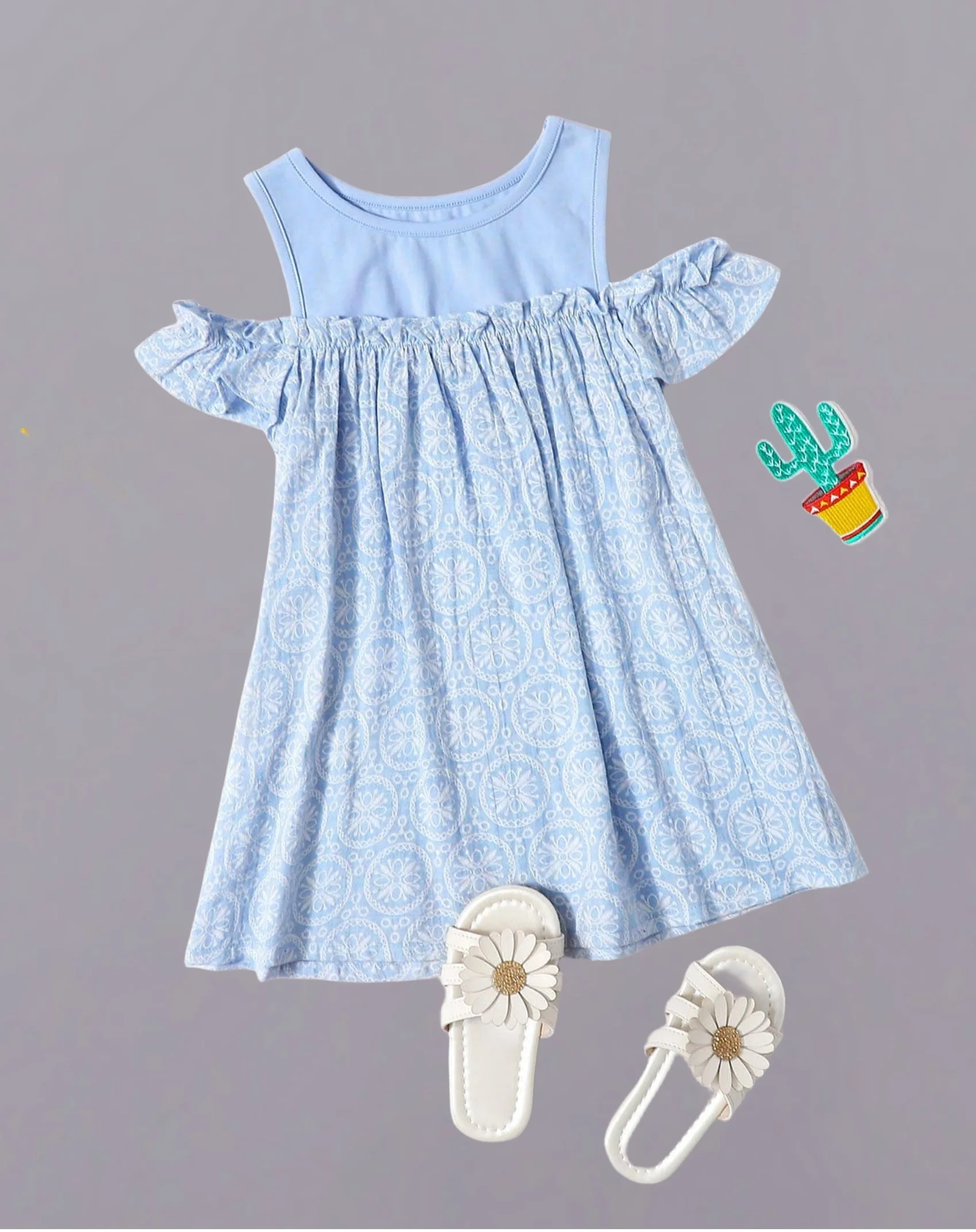 Girls\' summer fresh blue lace dress - cool sleeveless design, elegant patterned skirt