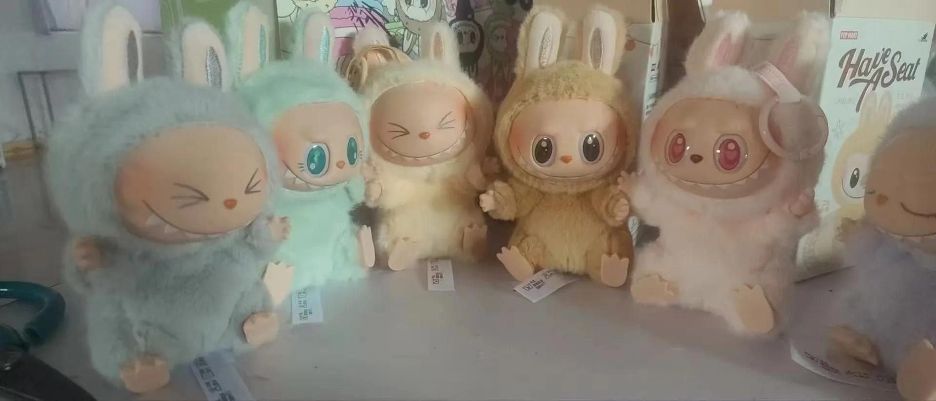 Popmart Labubu The Monsters Serie Blind box Manga Figurine Koleksi boneka lucu mengumpulkan Dekorasi Desktop hadiah ulang tahun anak perempuan