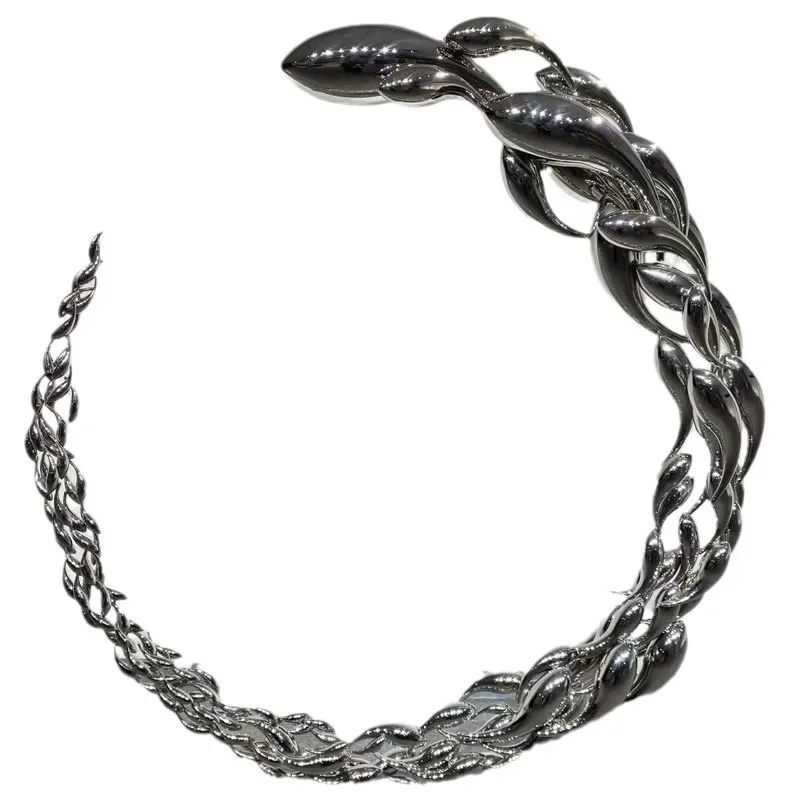 

Stainless steel mirror sculpture fish school geometric animal abstract art modeling outdoor garden square water scene ornament