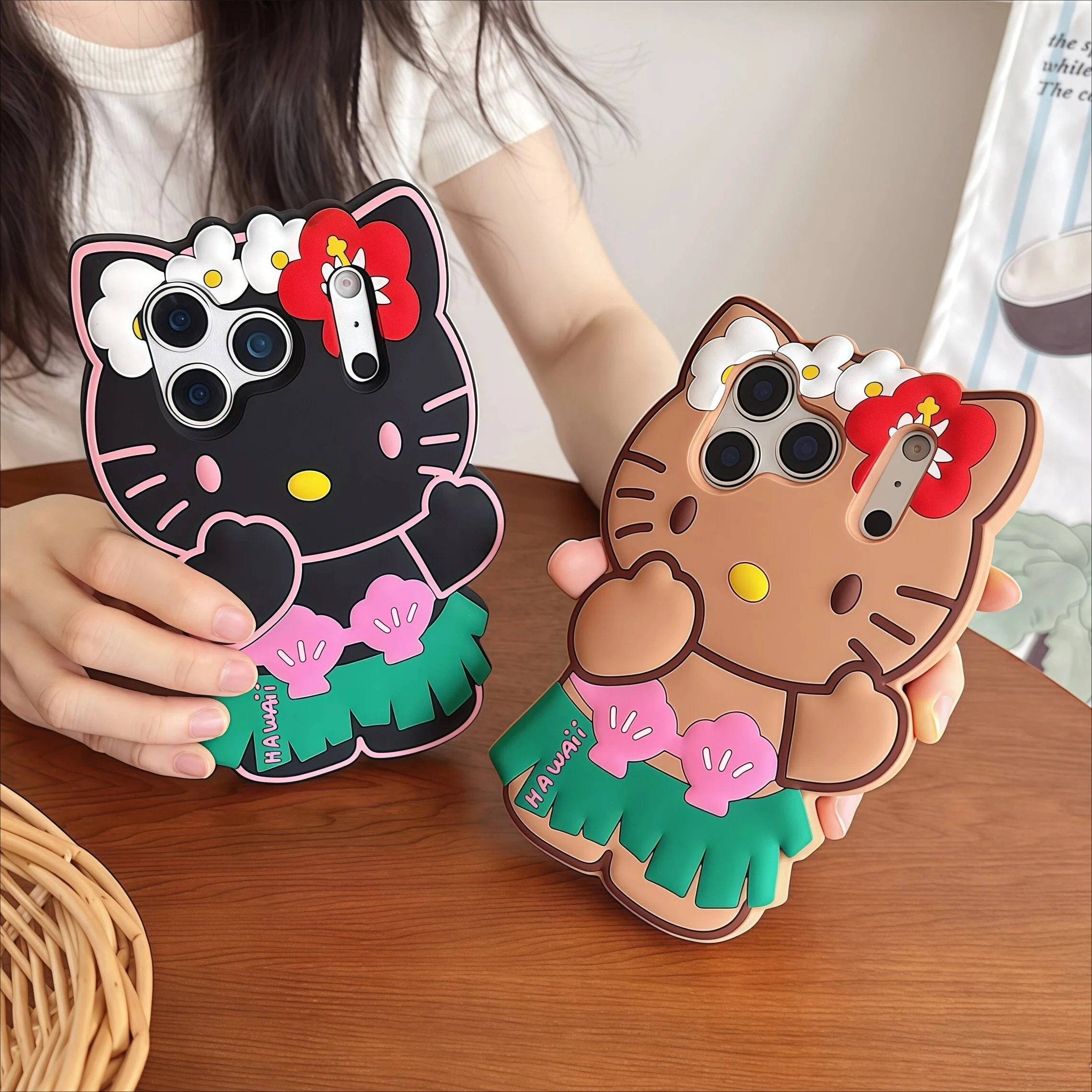 Capa de Silicone Fofa Hello Kitty Hula Skirt Desenho Animado para iPhone 17 16 15 14 13 12 11 Pro Max Plus 17 Pro Hawaiian Kitty