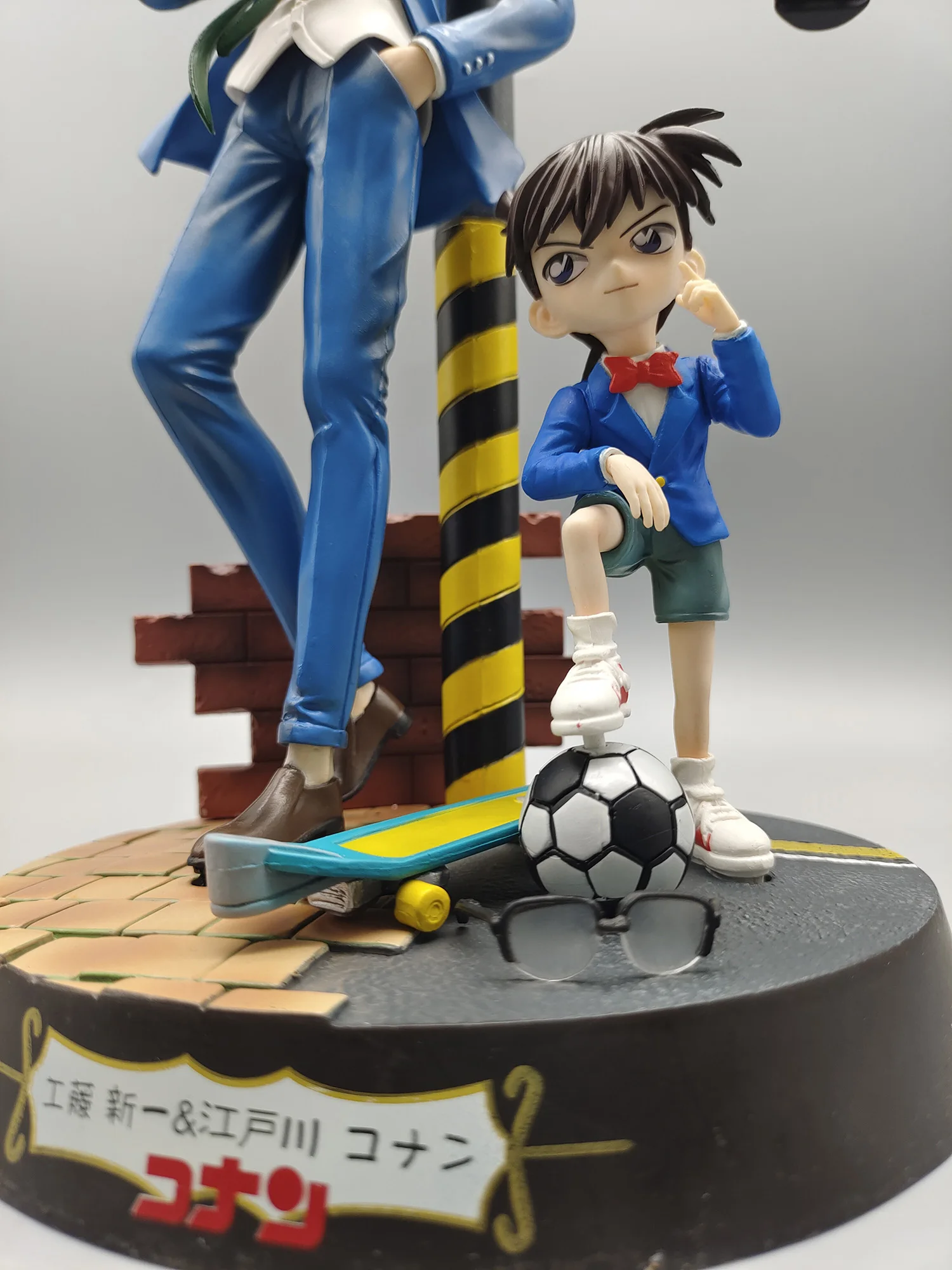 28cm Detective Conan Kudou Shinichi Figure Jimmy Kudo Case Closed Anime Figures Statue Pvc Figurine Model Collection Toy Gifts