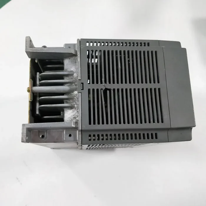 Servo drive VLAST-070P3V-XX