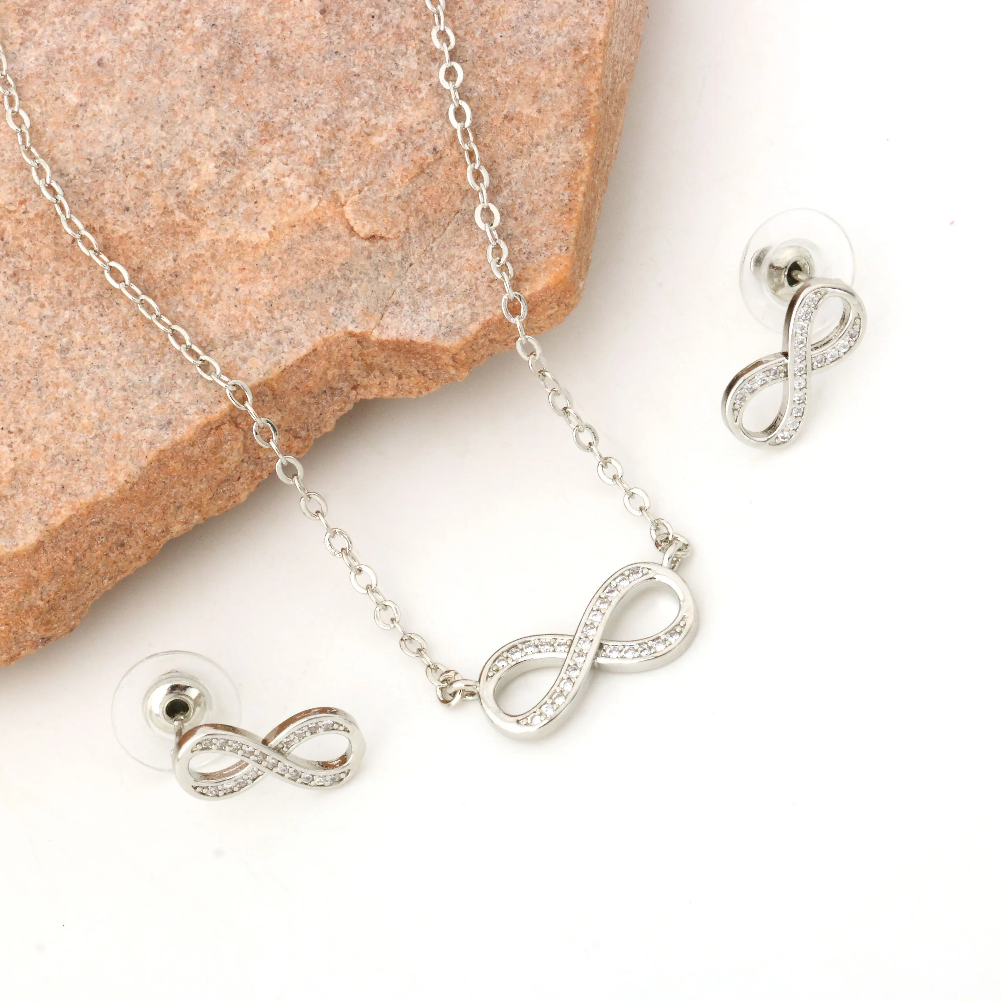 Nyh Fine Jewelry Pe… - image