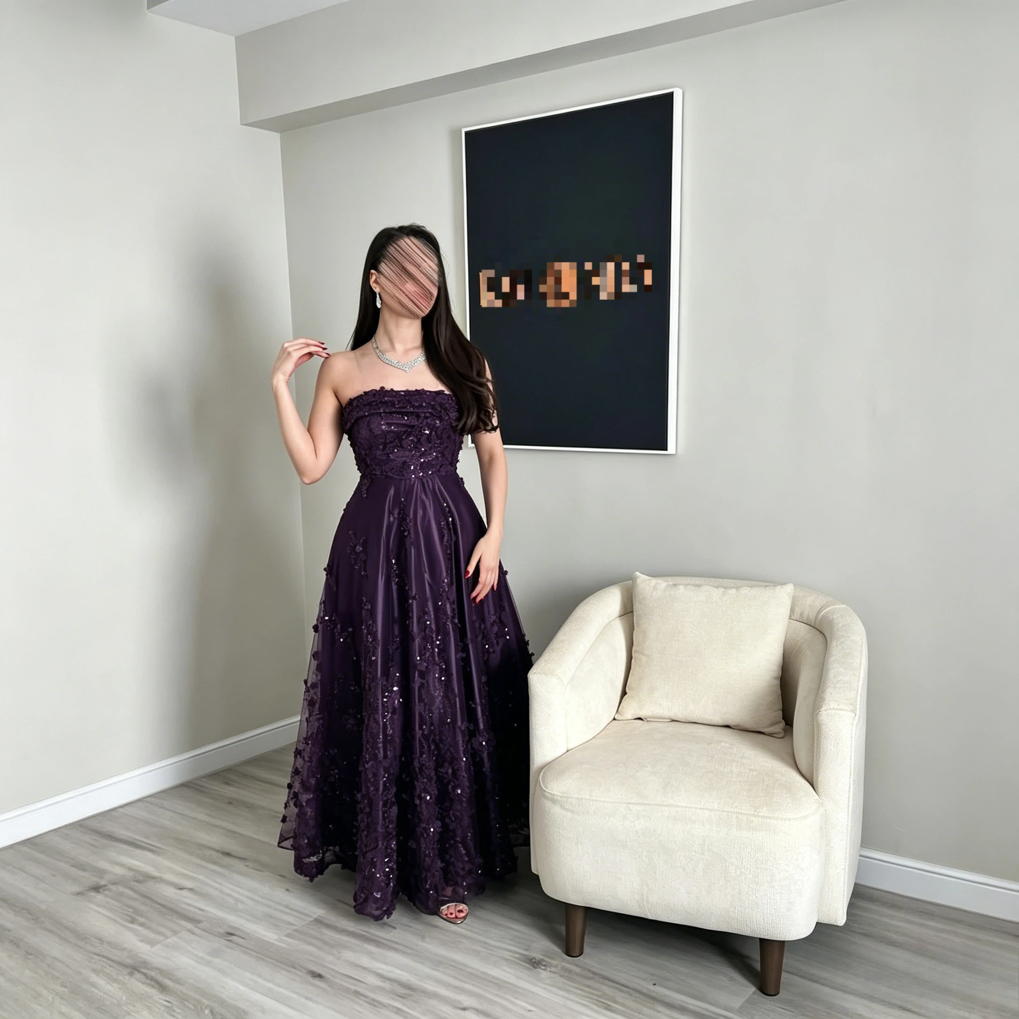 

Customized Elegant Evening Gown Featuring a Strapless Neckline, All-over 3D Floral Appliqués with Sparkling Sequins