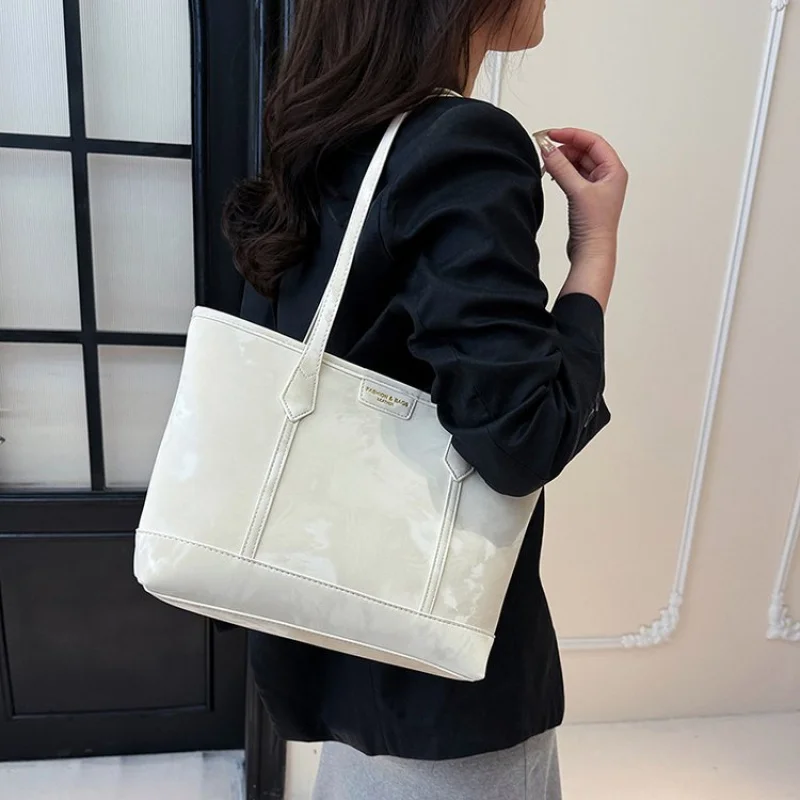

Casual Daily Tote Bag Canvas Material Soft Lightweight Shoulder Bag With Exterior Pockets
