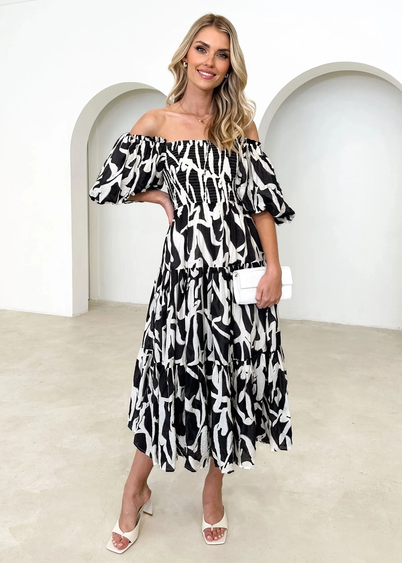 فستان كعكة فرنسي مطبوع بأكمام منتفخة لصيف 2025 - 88109