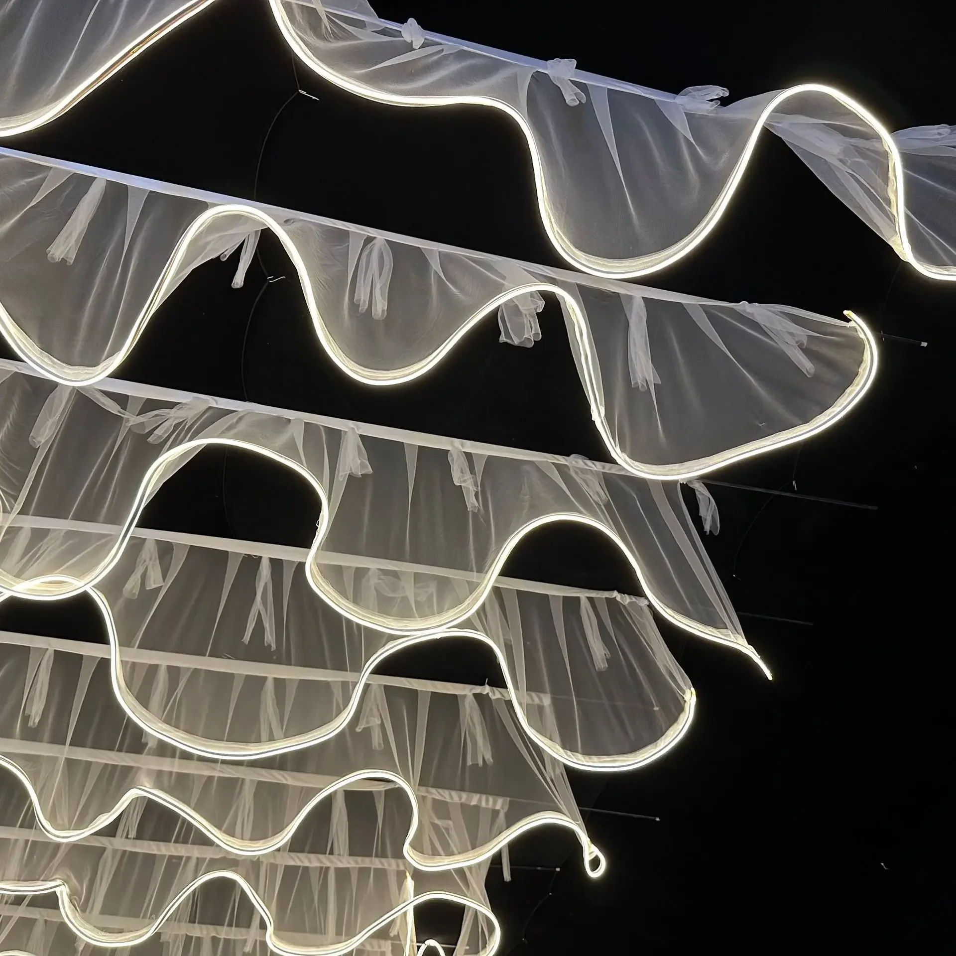 New ceiling gauze ceiling decoration wedding party outdoor camping restaurant atmosphere LED light strip