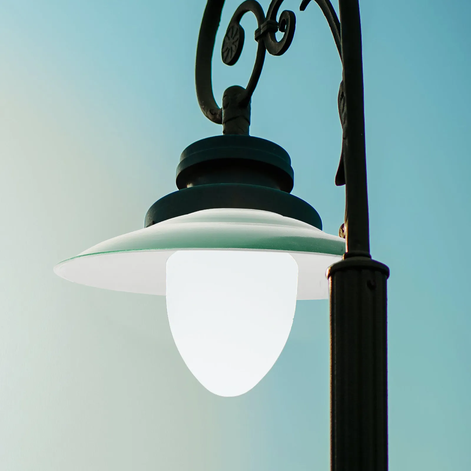 Industrial Lamp Shade Enamel Waterproof Protective Light Cover Outdoor Street Lamp Cover Vintage Retro Garden Light Shade