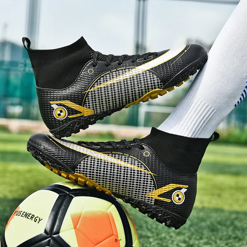 2022 Black High Men's Sneakers Football Trainers Outdoor Unisex Spikes Soccer Shoes School Crampons Football Boots for Teenagers