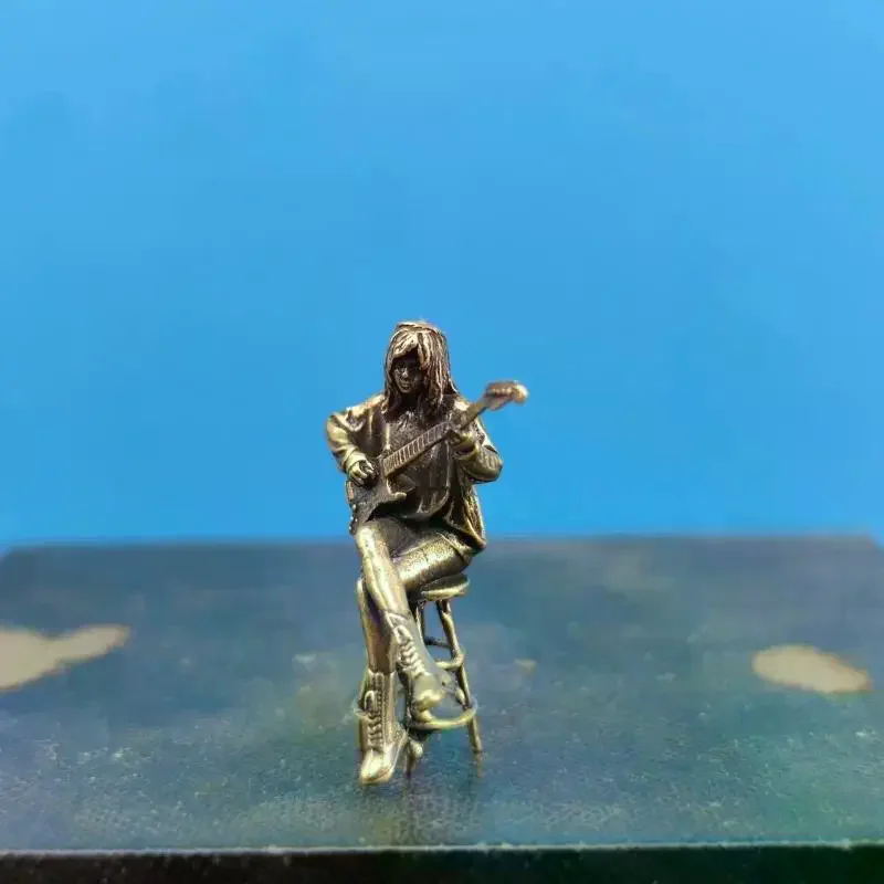 Classic Female Mini Guitarist Statue, Retro Design Brass Doll for Bar Display, Home or Office Decor