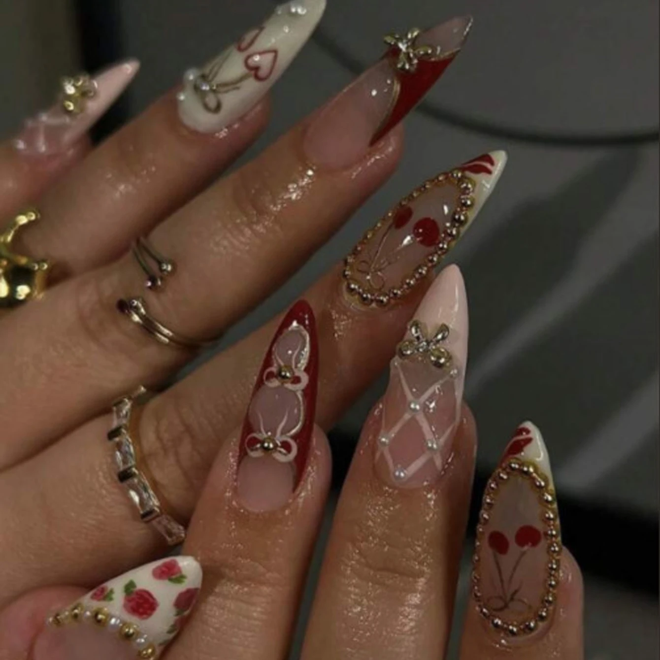 

10 шт. Нажимные ногти, короткий миндаль, 3d золотой круглый дизайн с бантиком из бисера, накладные ногти, нажимные розовые французские кончики ногтей, акриловые накладные ногти