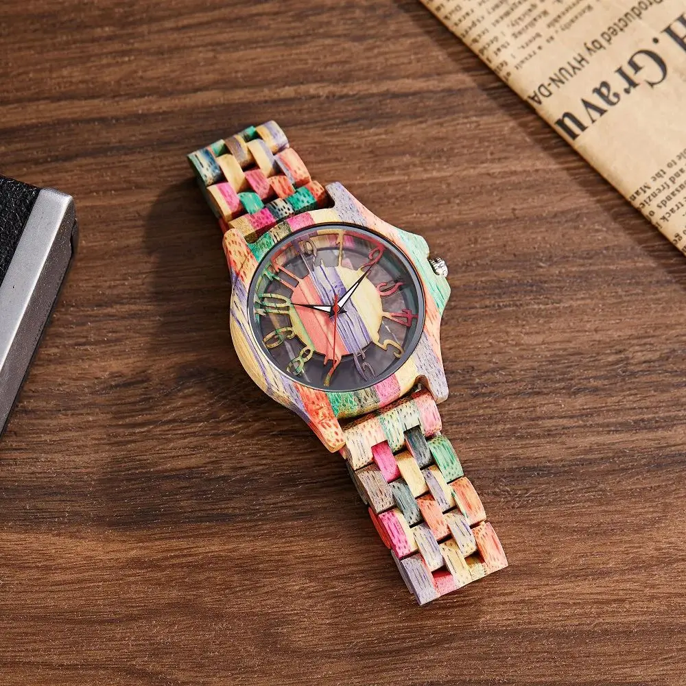 New Fashionable Trendy Business Men's Wooden Watch with Luminous Color Hollow Circular Dial Men's Wooden Quartz Watch Reloj