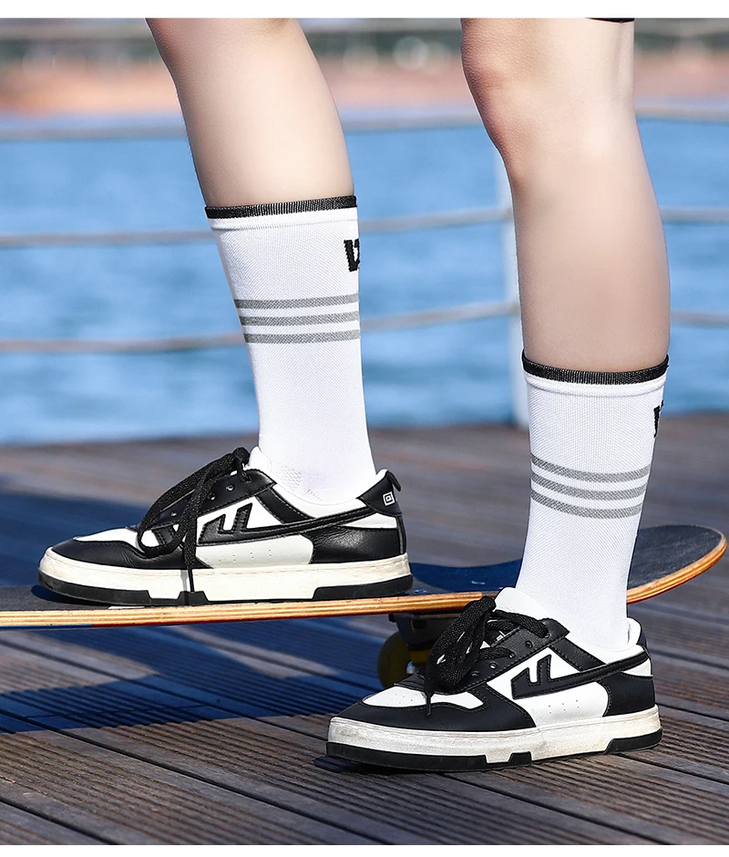 WEST BIKING Reflektierende Fahrradsocken für Männer und Frauen Schnelltrocknende Sportsocken Atmungsaktive Lauf- und Fahrradausrüstung EU-Größe 37-43 – Detail 16