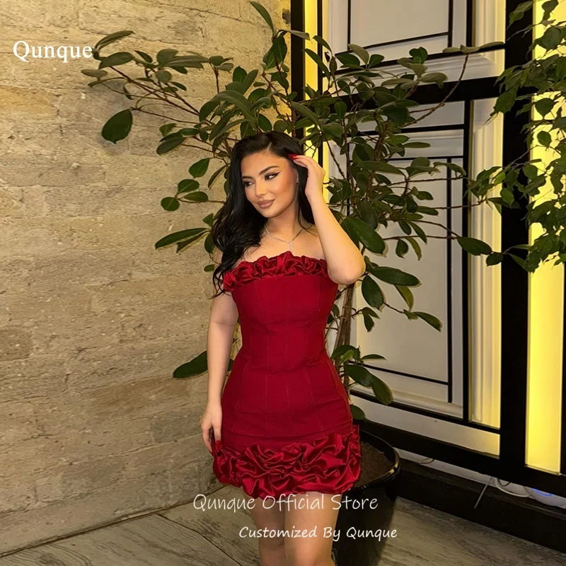 Qunque Ruffled Strapless Mini Prom Dresses Bodycon Short Homecoming Dresses Satin Sleeveless Birthday Party Gowns Customized