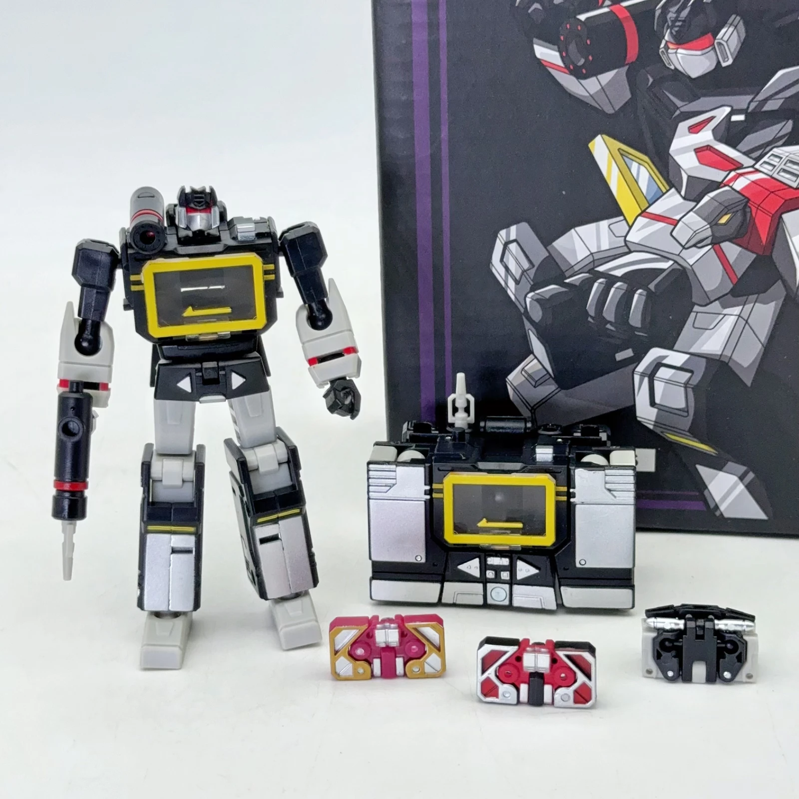 Auf lager PT-04 schwarz soundwave pt04b transformation band g1 mini pocket war ko dx9 action figur roboter spielzeug weihnachts kinder geschenk