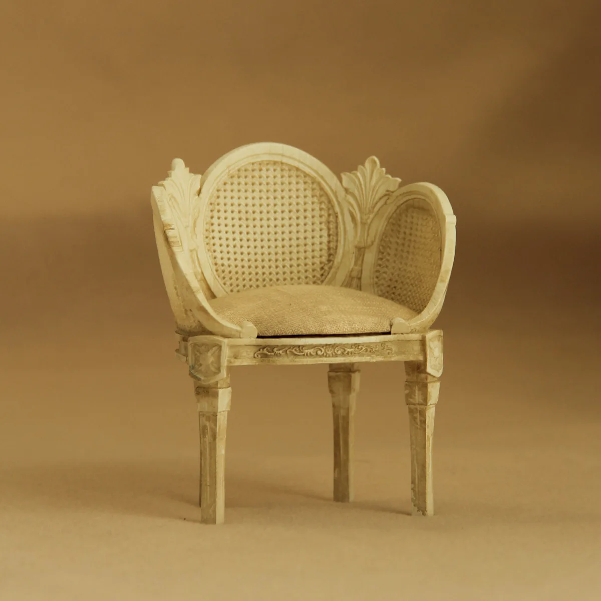 1:12 Blythe Doll Vintage Royal Sofa Miniaturowe meble z żywicy do domku dla lalek BJD Realistyczne akcesoria dla lalek w antycznym stylu francuskim