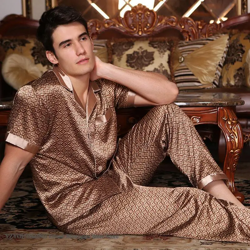 جديد الذكور منامة مجموعة Homewear طباعة قصيرة الأكمام بنطلون الدعاوى منامة حريري الساتان الرجال ملابس خاصة صالة ارتداء بيجامة فضفاضة
