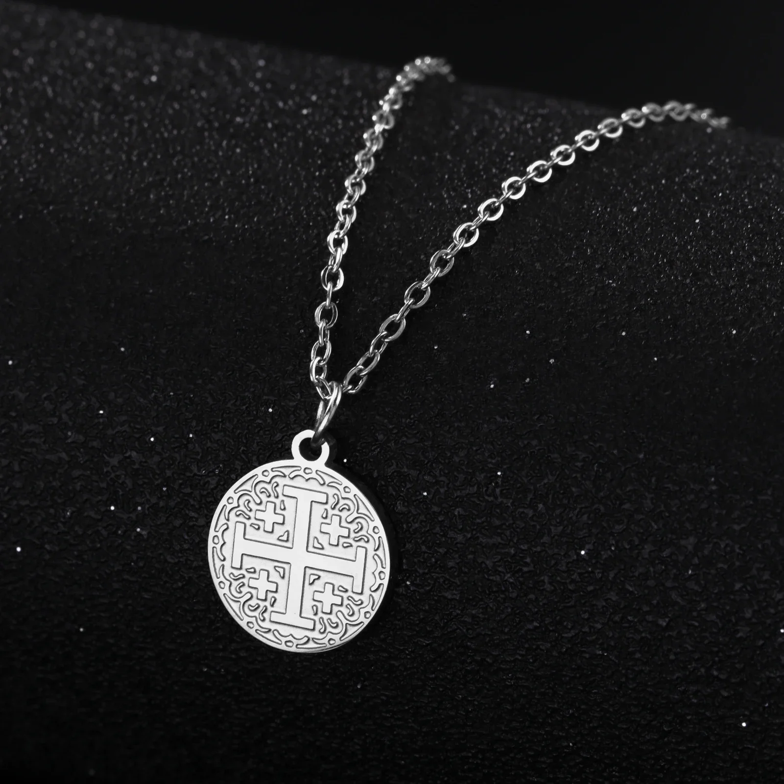 Skyrim Corroded Cross Round Card Pendant Stainless Steel Necklace Women's Greek Orthodox Baptist Talisman Jewelry Gift New 2024