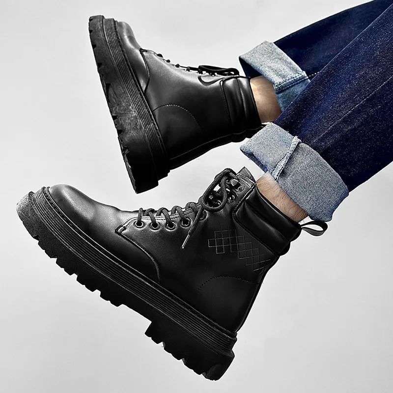 Autumn Man Fashion Work Boots Sneakers Round Toe Black Waterproof Casual Motorcycle Boots Versatile Platform Boots