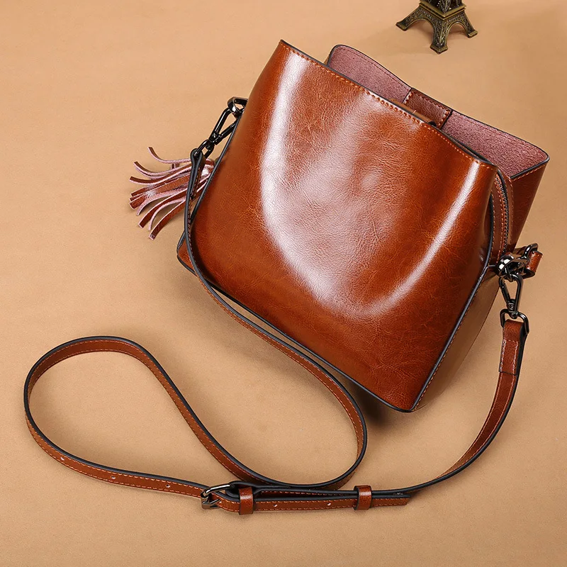 100% Genuine Leather Women\'s Handbag 2025 New Fashion Leather Shoulder Bag Commuter Women\'s Crossbody Bag for shopping