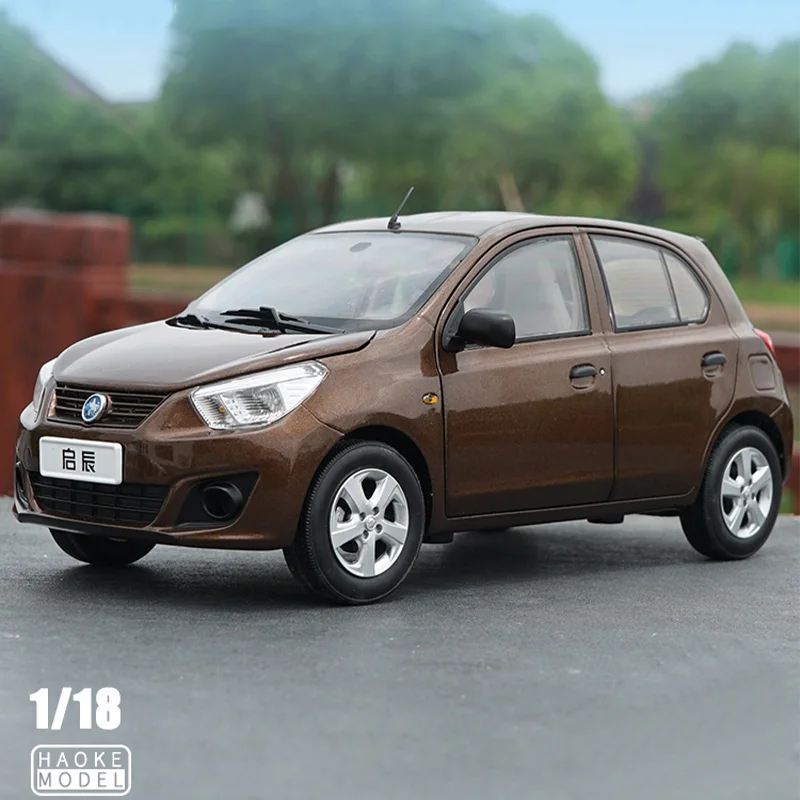 

Литой под давлением оригинальный масштаб 1:18 Venucia R30, имитация сплава, модель автомобиля, статический дисплей, Коллекционная игрушка, подарок, сувенирное украшение