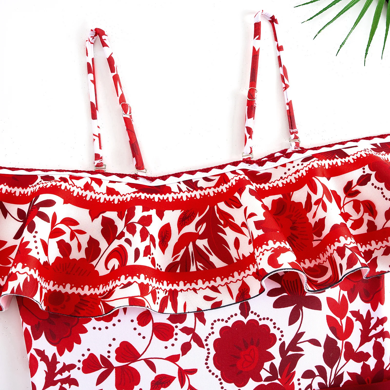 Traje de baño de una pieza para mujer, traje de baño con estampado Floral rojo, conjunto de Bikini, estilo de vacaciones en la playa, falda de vestido Maxi