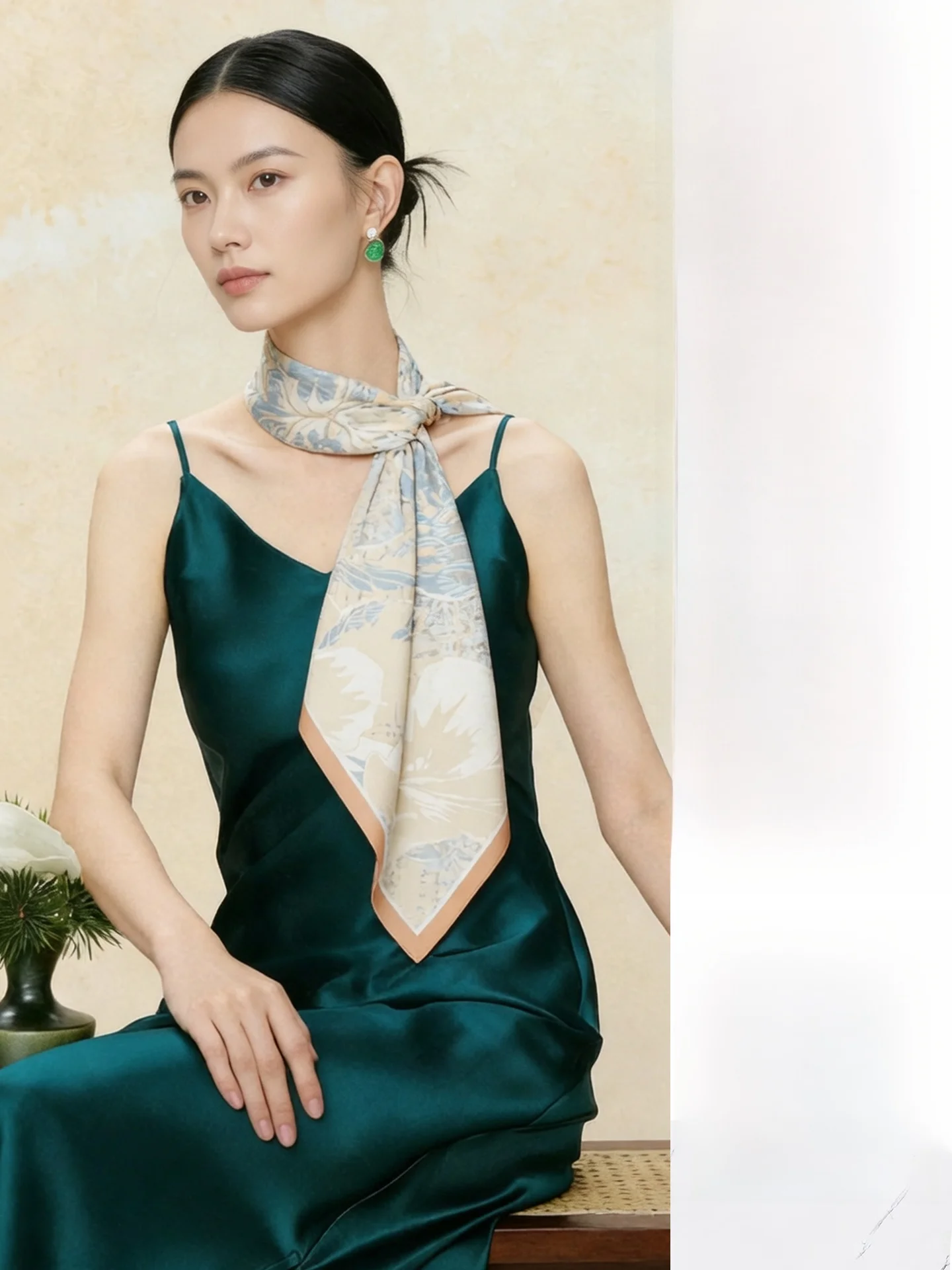 若々しい見た目の70cm正方形シルクスカーフ女性用ママスタイルマルベリーシルクスカーフファッショナブルなネックウェア友人へのギフトダヴィンチコードブランド