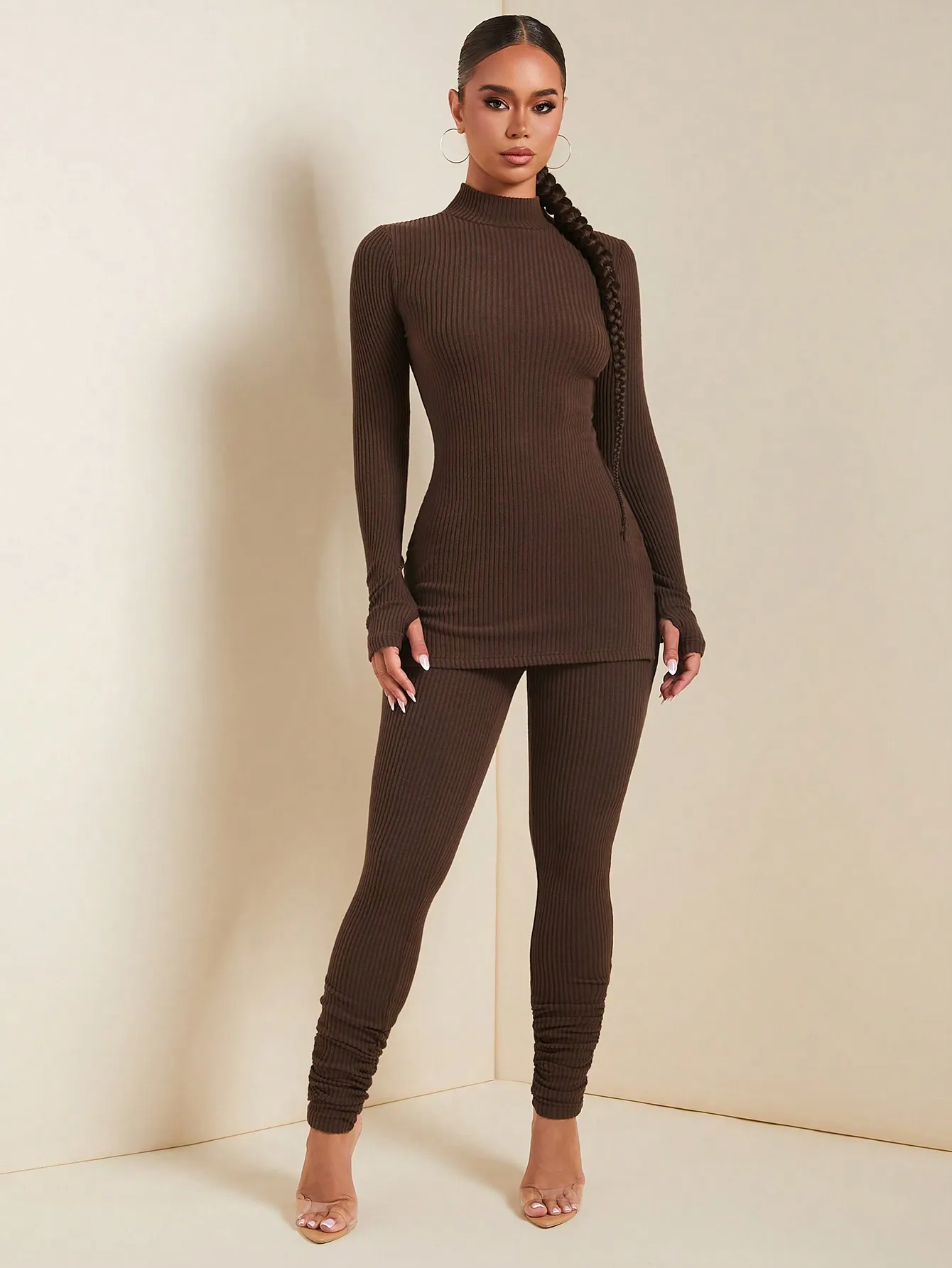 Brown Ribbed 2-Piece Set: Turtleneck Top & High-Waisted Leggings for Autumn