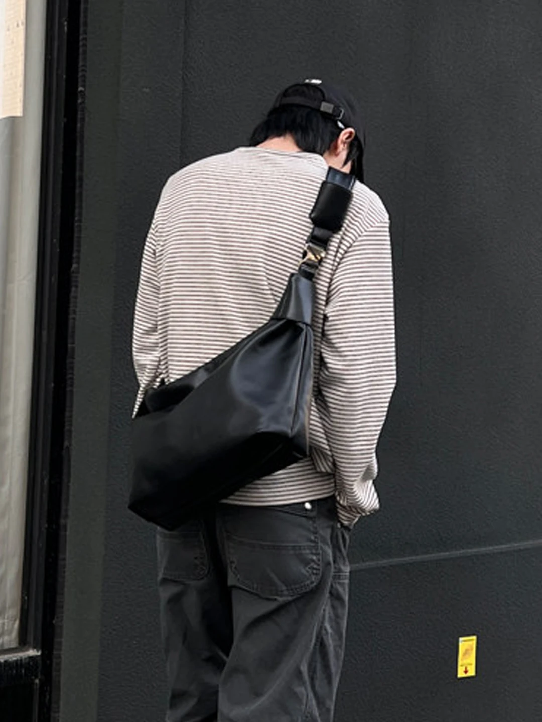 Casual Dumpling Shape Moon Tooth Hobo Tote Bag Unisex Crossbody Bag for Commuting And Streetwear Korean Style Single Shoulder...
