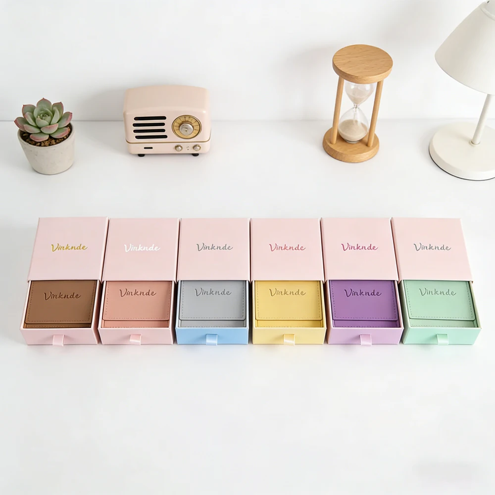 

Custom Logo PU Leather Jewelry Gift Bags 8x8x2.5cm Slider Drawer Necklace Box Jewelry Earrings Rings Display Boxes Wedding Gift