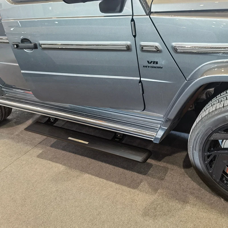 Electric Running Boards Retractable Aluminum Alloy For Mercedes G Class G63 G500 G550 2019-2024 Side Steps with Carry Bag view 4
