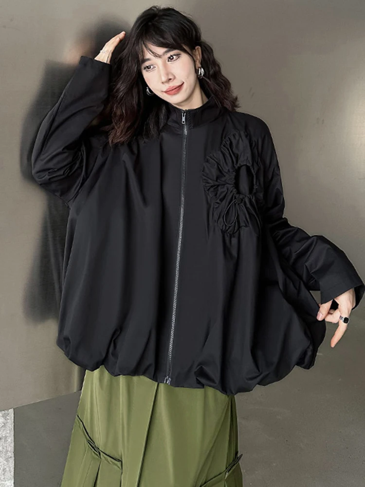 [EAM] Loose Fit Black Pleated Big Size Jacket New Stand Collar Long Sleeve Women Coat Fashion Tide Spring Autumn 2024 1DH0794