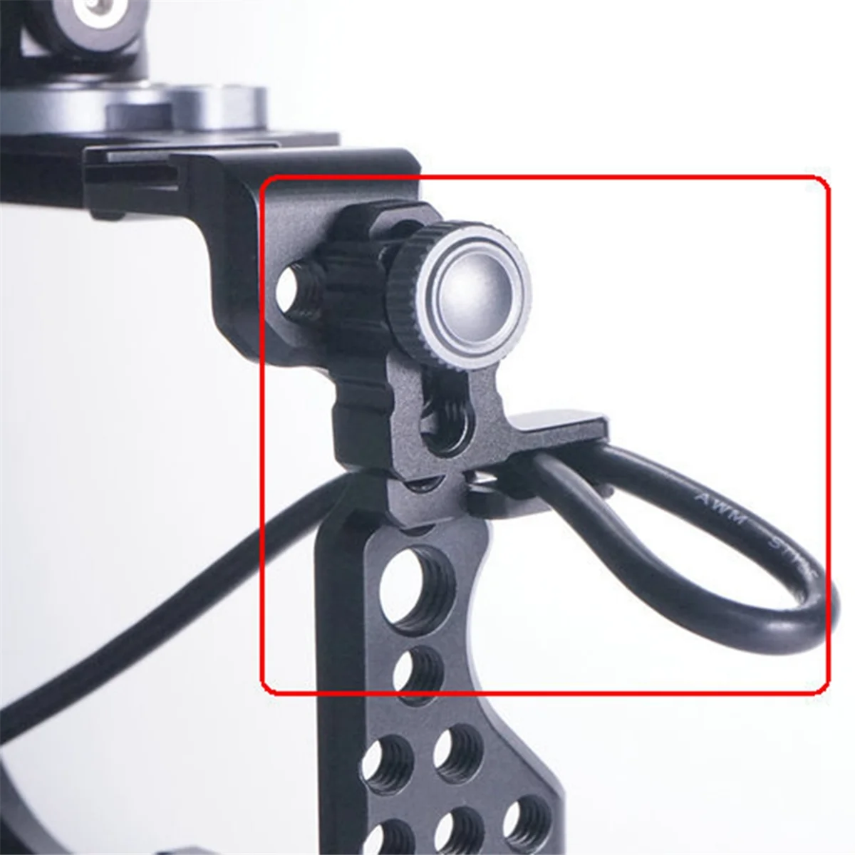 Кабельный зажим для камеры Sony A7 A72 A73 A7R4 A6000 A6300 A6400_BSH