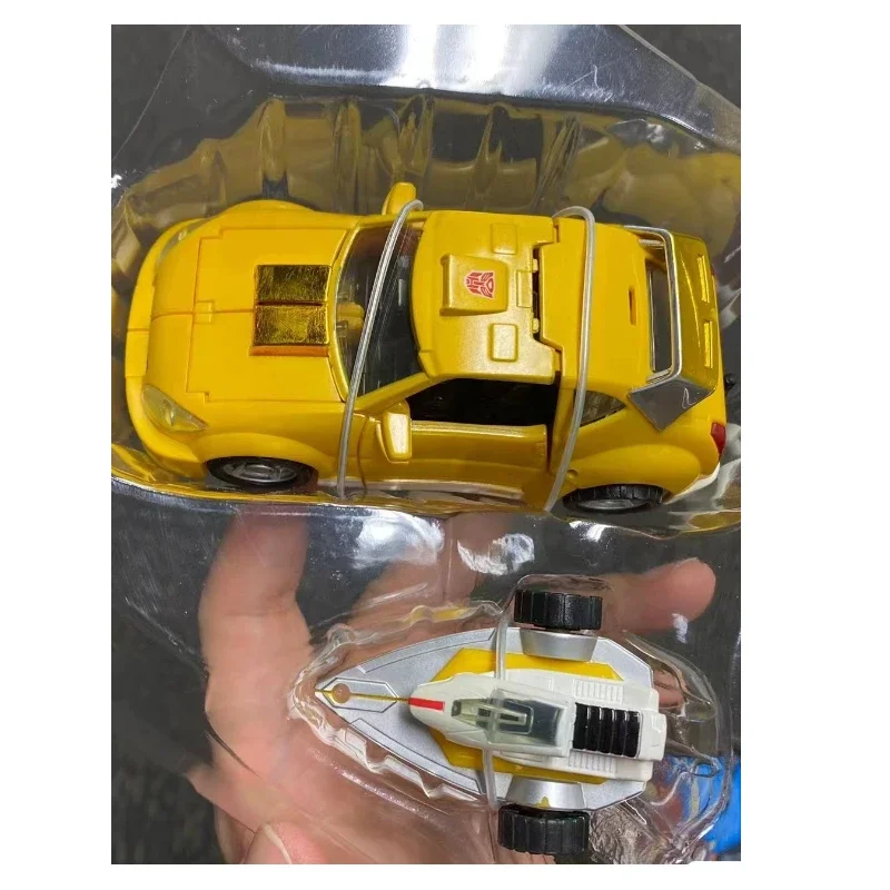 Takara Tomy-figuras de acción de Transformers, C-02, Bumblebee, Anime, Deadpool, regalo de una pieza