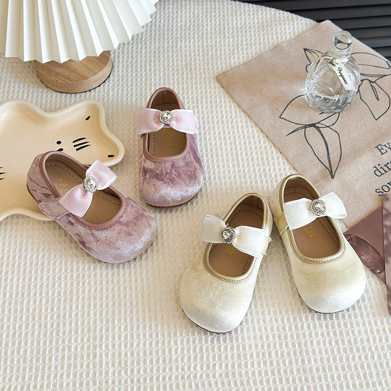

Girls Velvet Mary Jane Shoes with Bow & Rhinestone, Adjustable Strap, Non-slip Soft Sole for Parties, School & Daily Wear