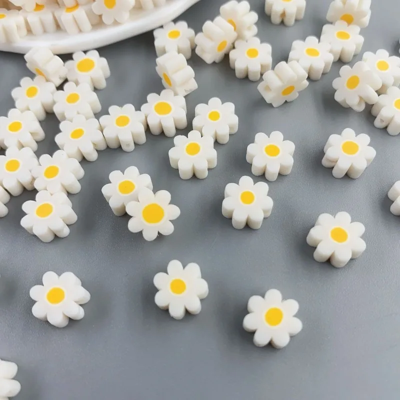 100Pcs Daisy Beads Handmade Flat Small Flower Loose Spacer Bead for Women Bracelets Necklace Earrings DIY Craft Jewelry Making - view 6