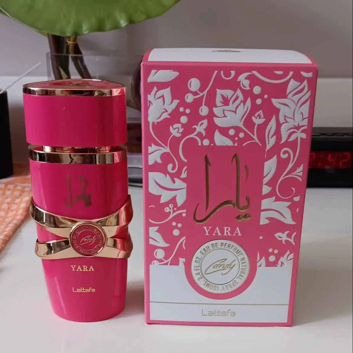 بخاخ لاتافا يارا كاندي أو دو برفوم EDP للنساء 3.4 أونصة/100 مل جديد في صندوق الولايات المتحدة #2