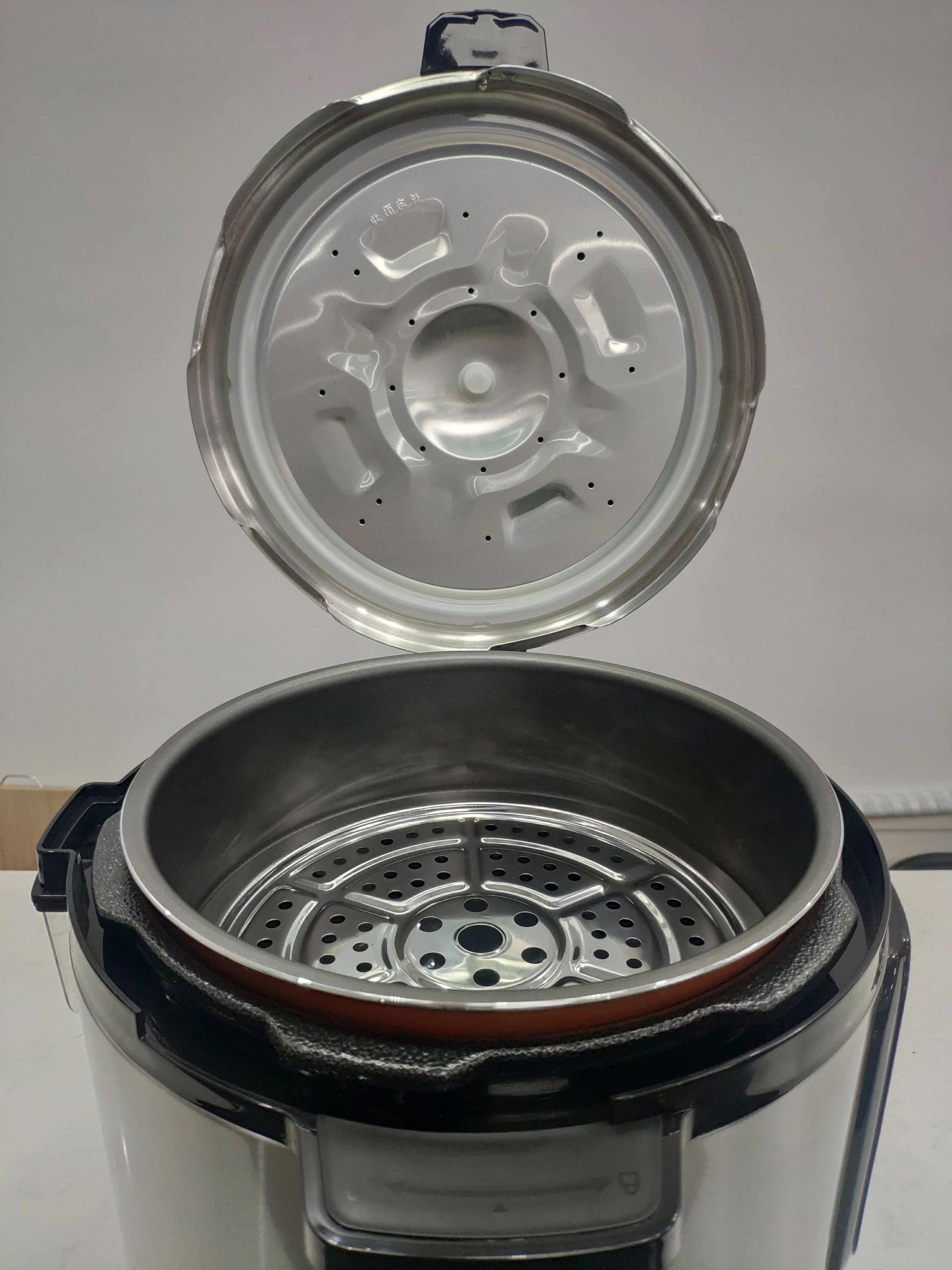 Okicook Hot Sale 6L Non-Stick Coating Electric Pressure Cooker Kitchen Appliance Non-Stick Coating