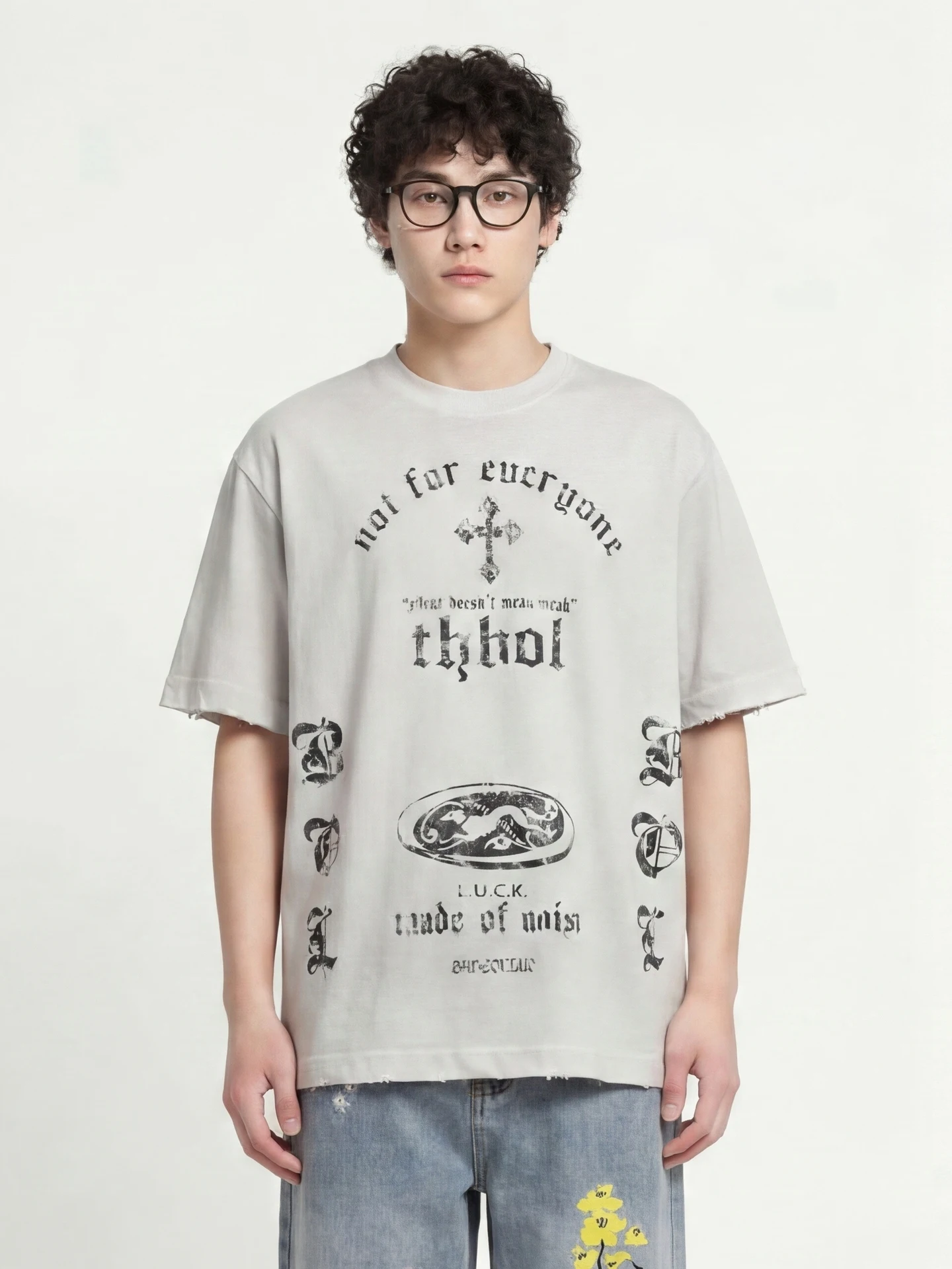 camiseta-de-manga-corta-con-estampado-de-letras-'from-'-coleccion-verano-2026-origen-chino-estilo-casual-y-moderno