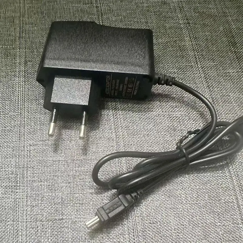 Mini cargador de puerto USB Universal 5V 2A, adaptador de corriente de enchufe europeo y estadounidense para tableta PC Onda VI10 Freelander Q20, fuente de alimentación