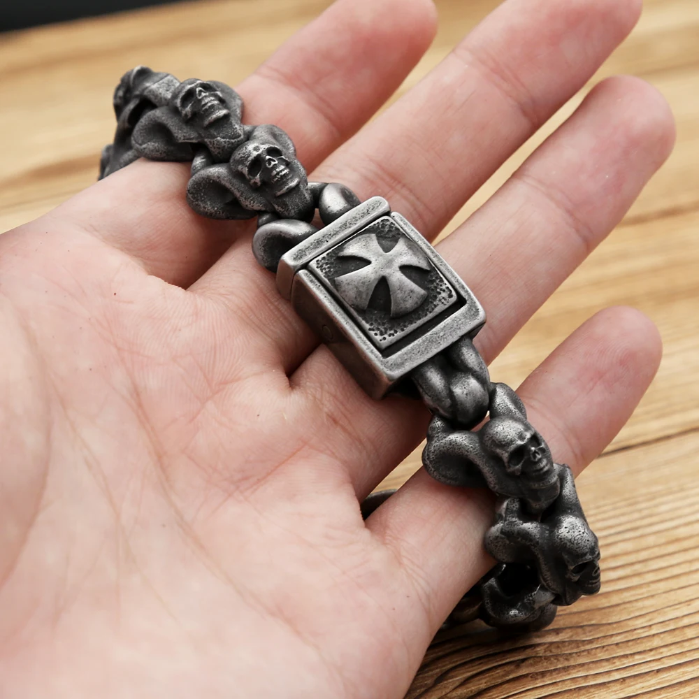 Gothic Vintage 316L Stainless Steel Cross Skull Bracelets For Men Punk Hip Hop Skull Bangles Motorcycle Amulet Jewelry Wholesale