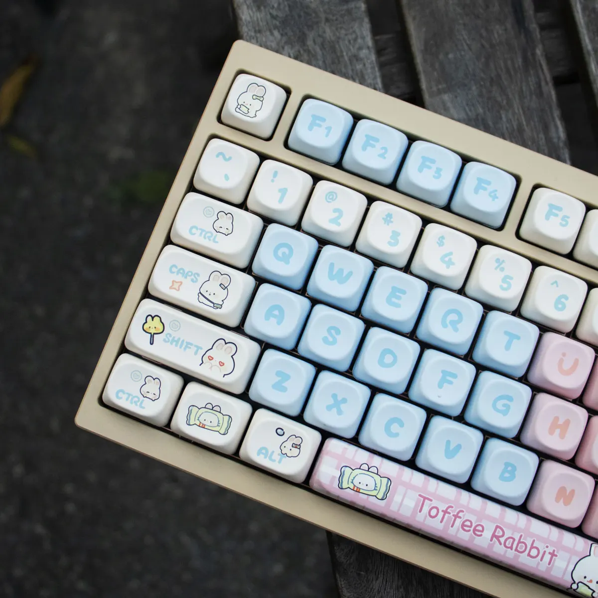 Toffee Bunny Theme 139 Keys MOA Profile Mechanical Keyboard Keycaps PBT Sublimation Cute Cartoon Adapter 75/87/104, etc.