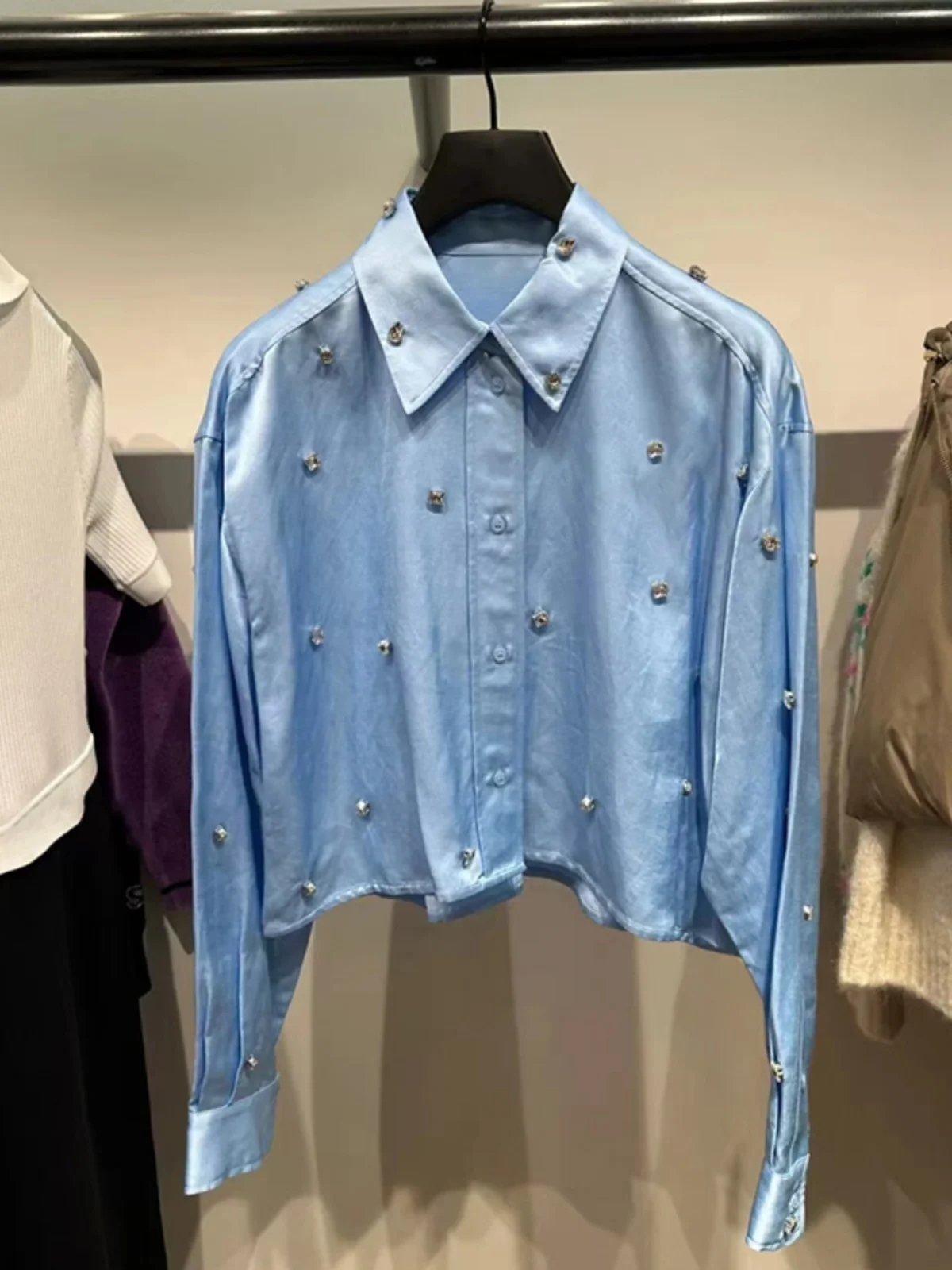 

Early Autumn Short Length Collar Shirt Draped Heavy Casual Commute Diamond Decoration Collar Women's Shirt