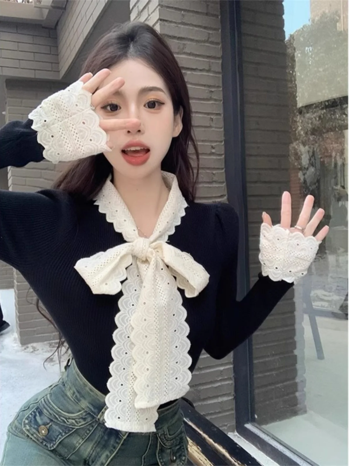 

Retro Lace Long-sleeve Knitted Pullover For Women Black Fitted Crop Sweater Warm Inner Top Spring Autumn Office Commut Outfits