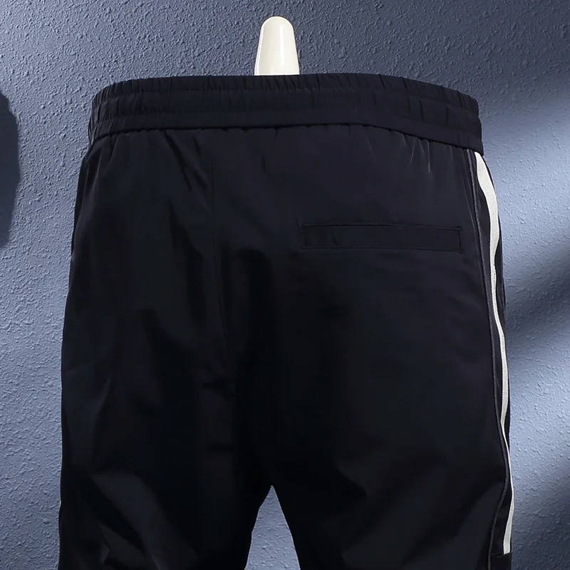 Summer thin, cool and breathable black striped elastic waistband, slim fit, small foot binding, casual men's sports pants