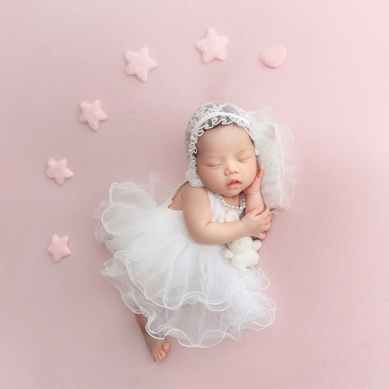 

Детский комбинезон для фотосъемки девочек 0-1 месяцев, белое кружевное платье, головной убор для новорожденных, реквизит для фотосъемки с цветами, художественная фотография для малышей