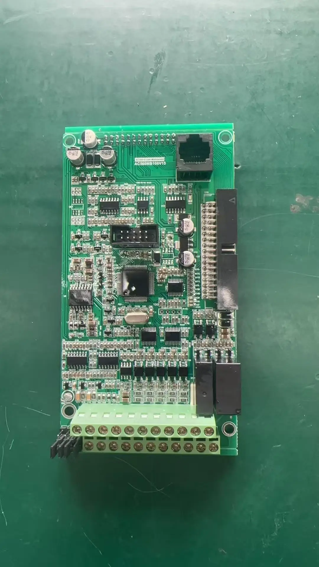 Konverter Frekuensi 380V 3-Fasa DXC-800 15kw Kelas Makanan untuk Aplikasi Kompresor Harga Grosir