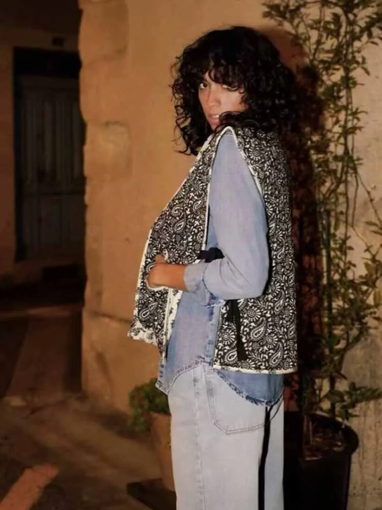 

Зимняя новая модная женская одежда в европейском и американском стиле, свободный повседневный универсальный простой двусторонний жилет с принтом