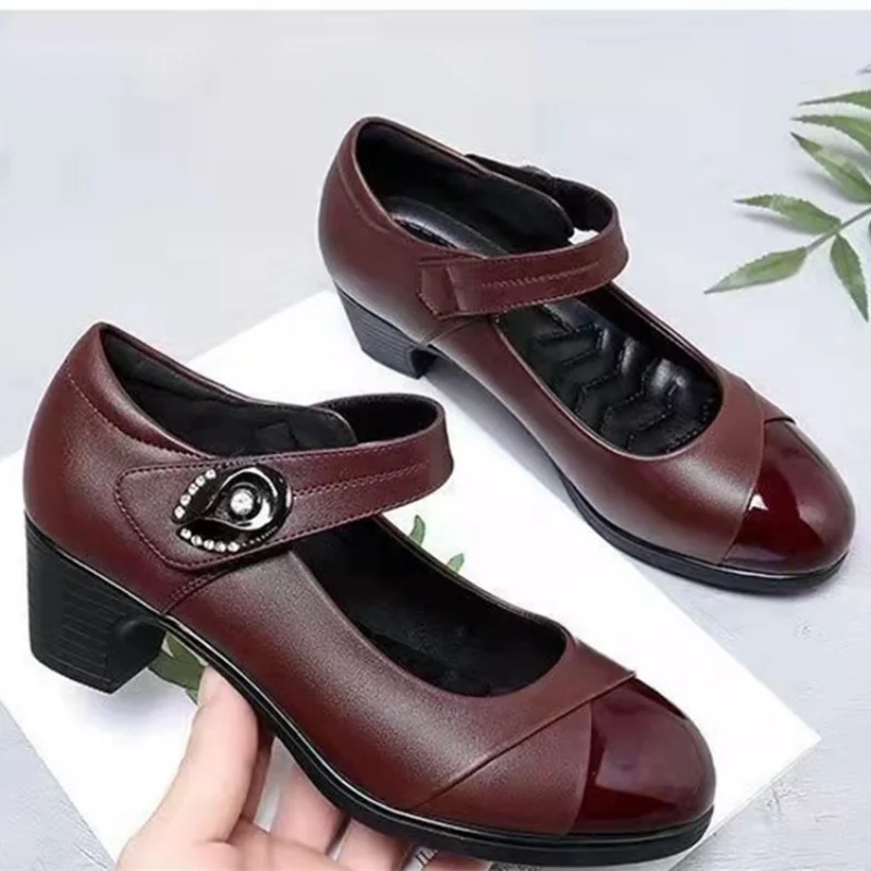 Clássico vinho vermelho altura-aumento redondo toe fivela cinta salto sapatos para mulheres, moda feminina, bomba de festa conforto, verão