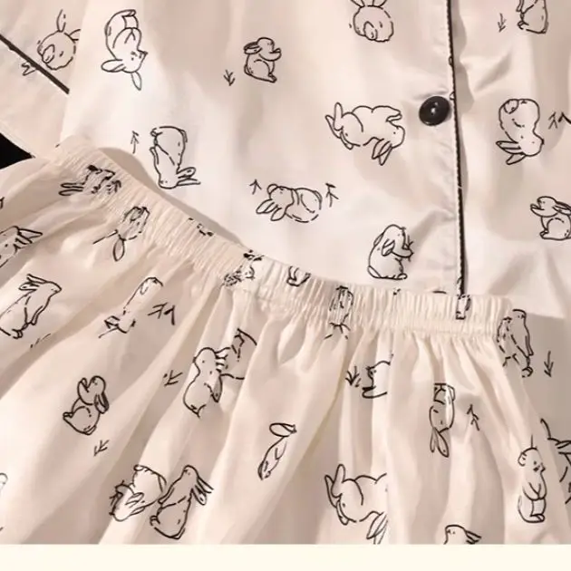 2-teiliges Damen-Pyjama-Set mit süßem Aufdruck, kurzen Ärmeln, Knopfleiste und Shorts, rosa Nachtwäsche, weiche, bequeme Homewear, lässige Loungewear-Pyjama-Set – Detail 5